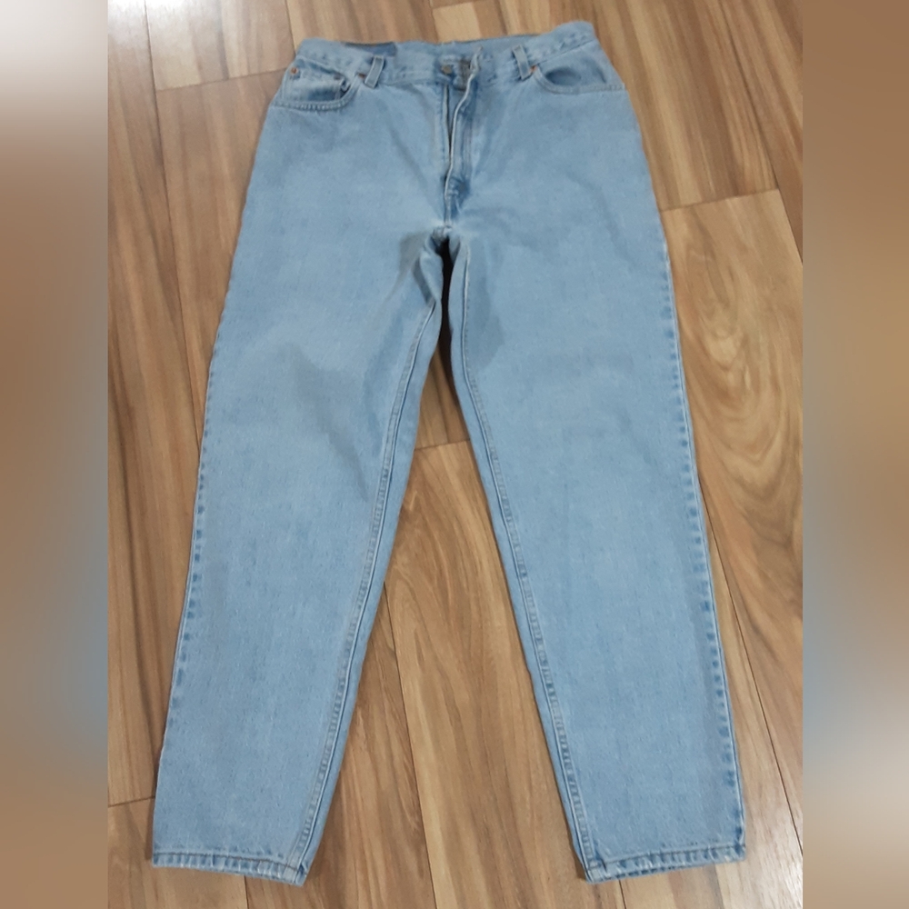 Levi's 550 Light Blue Relaxed Fit Tapered Leg Vintage 1990’s Jeans Size 14.